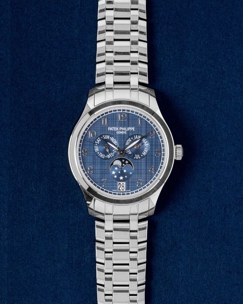 Patek Philippe Complications 4947/1A-001